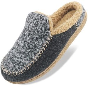 GUMUSSERVI Men’s Moccasin Memory Foam Slippers